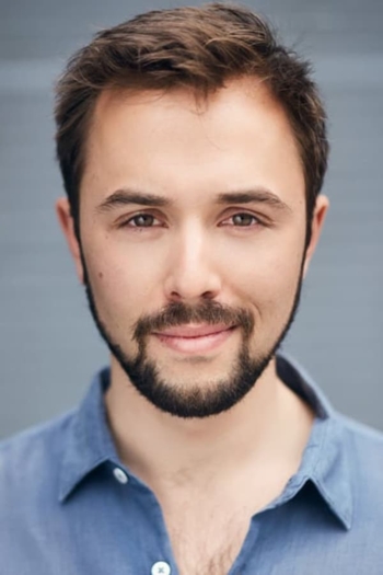 Actor Noam Tomaschoff