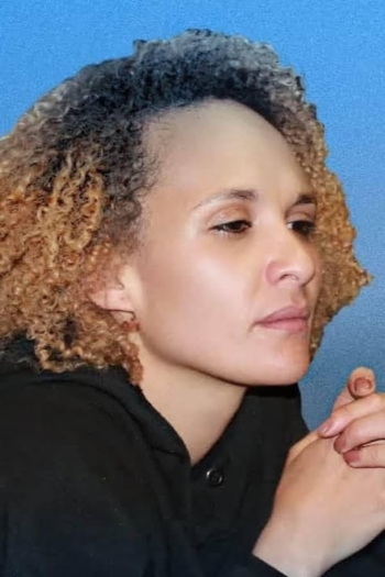 Actor Senga Brockerhoff