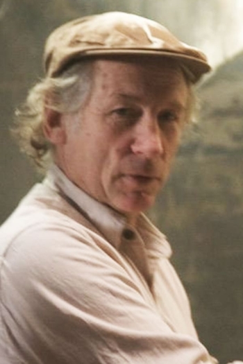 Actor Oliver Stapleton