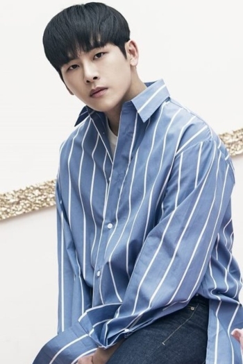 Actor Lee Ho-won