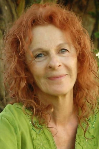 Actor Nomi Sharron