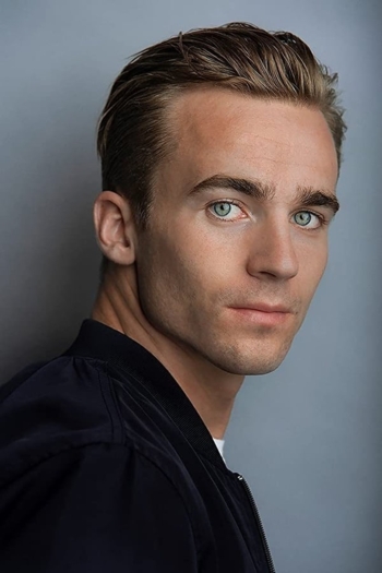 Actor Landon Taverniér