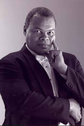 Actor Donnie Ray Albert