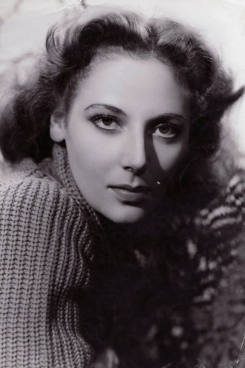 Actor Kathleen Byron