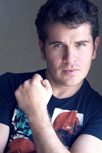 Actor Erik Guecha