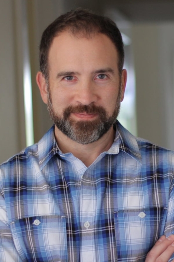 Actor César Gamiño