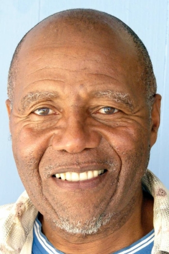 Actor Sam Motoana Phillips