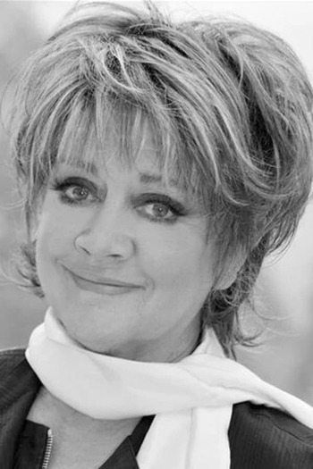 Actor Amanda Barrie