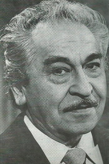 Actor Chava Flores