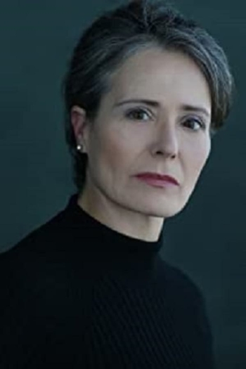 Actor Lynsey Beauchamp