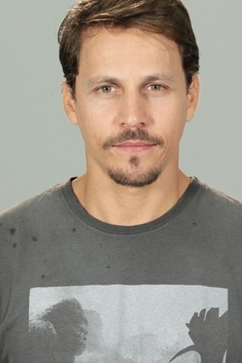 Actor Well Aguiar