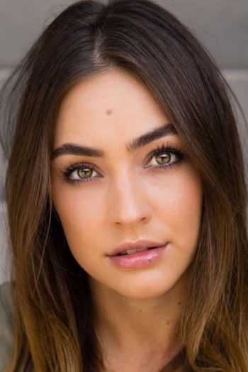 Actor Monique Schröder