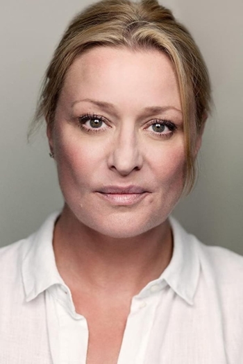 Actor Laurie Brett