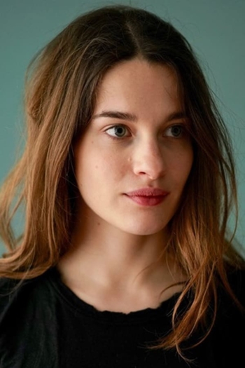 Actor Rebecca Marder