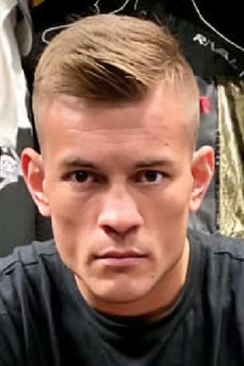 Actor Cristian Olivas