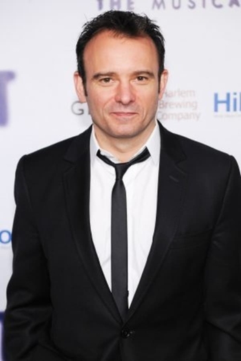 Film director Matthew Warchus