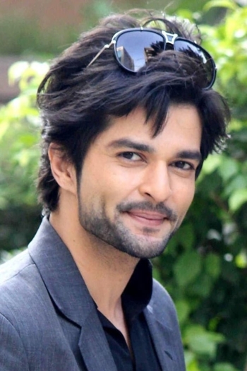 Actor Raqesh Bapat