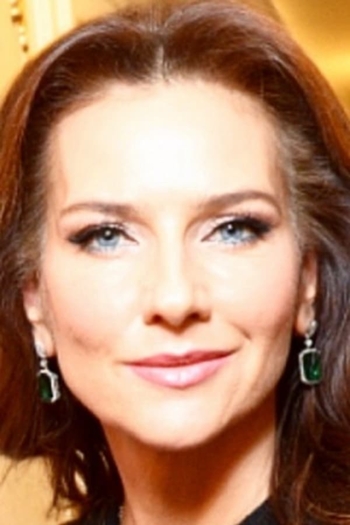 Actor Elena Sever
