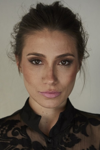 Actor Nataly Cabanas