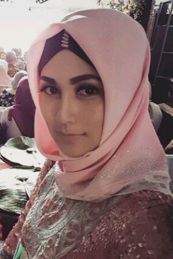 Actor Yuni Sulistyowati