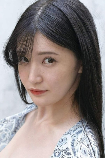 Actor Shoko Takahashi