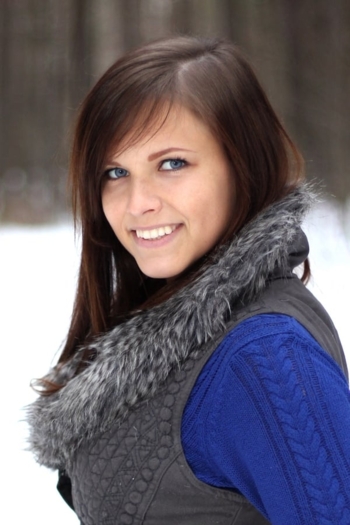 Actor Valentina Abrazey