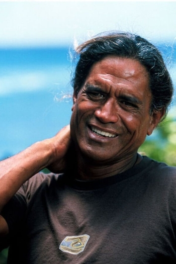 Actor Titus Kinimaka