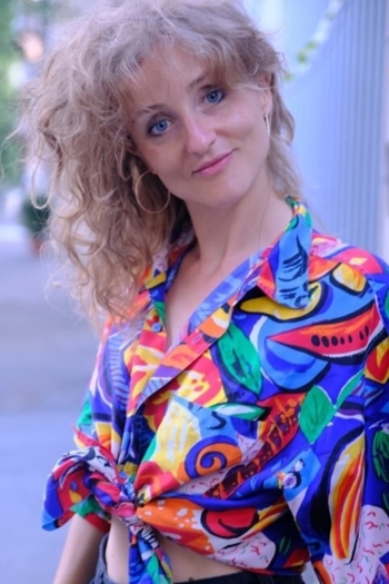 Actor Marianna Folli