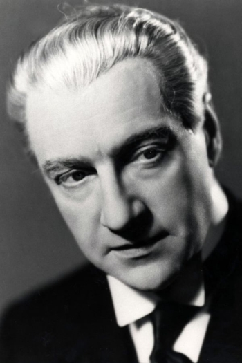 Actor Sacha Guitry