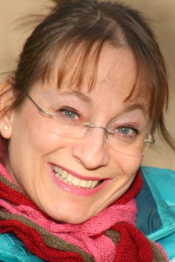 Actor Geneviève Gil