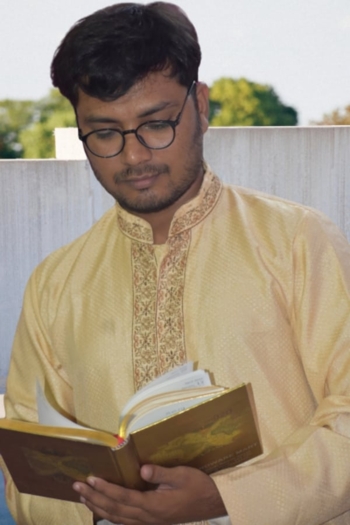 Actor Sar Faraz Harfi