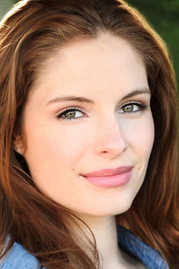 Actor Olivia Grace Applegate