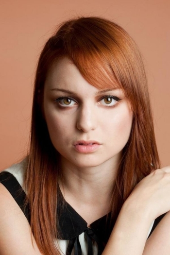 Actor Nilperi Şahinkaya