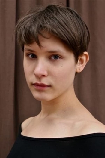 Actor Julia Artamonov