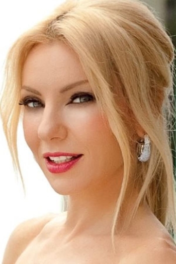 Actor Elena Tsavalia