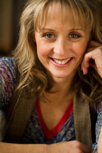 Actor Sue-Ellen Shook