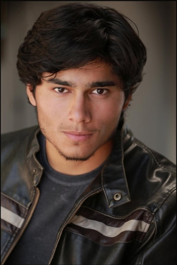 Actor Peter Mendoza