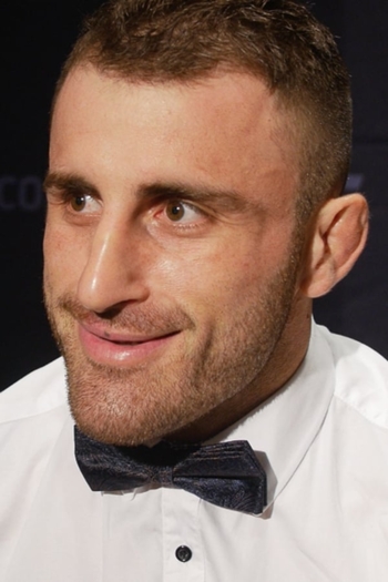 Actor Alexander Volkanovski