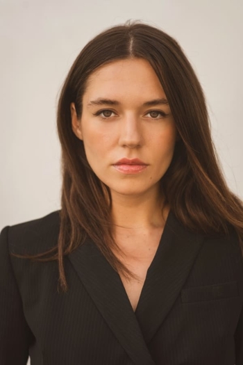 Actor Maria-Claudia Nova