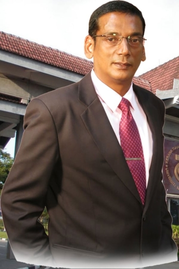 Actor A. Razak Mohaideen