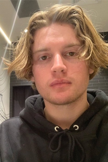 Actor Lachlan Fairbairn