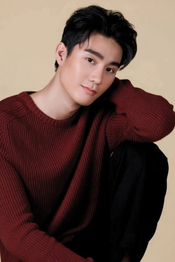 Actor Force Jiratchapong Srisang