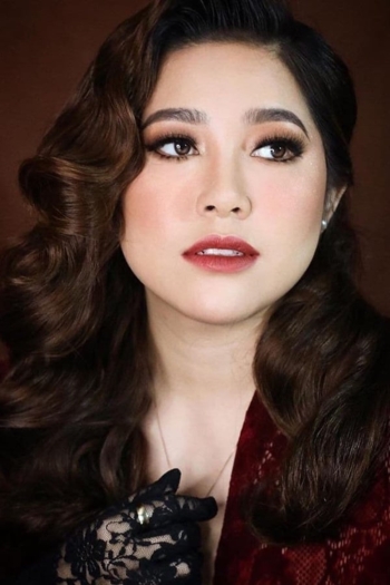 Actor Moira dela Torre
