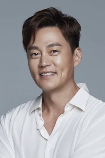 Actor Lee Seo-jin