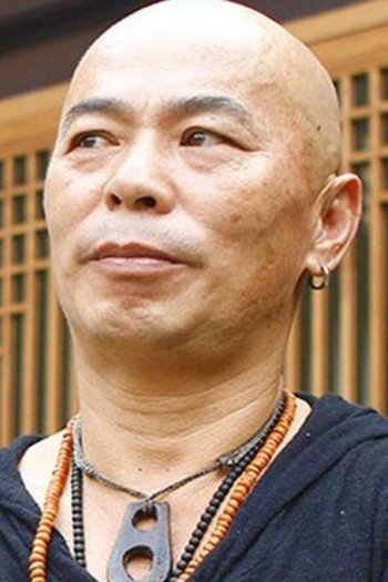 Actor Xinxin Xiong