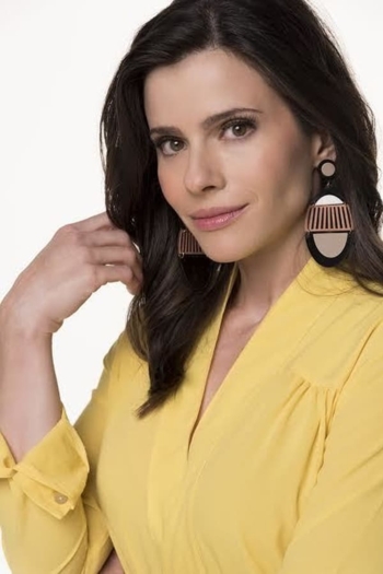 Actor Bellatrix Serra