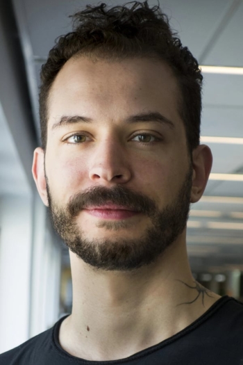 Film director Tuna Özer