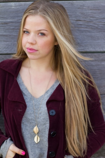 Actor Vivien Endicott Douglas