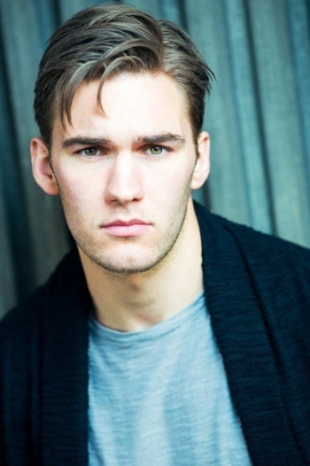 Actor John Macdonald