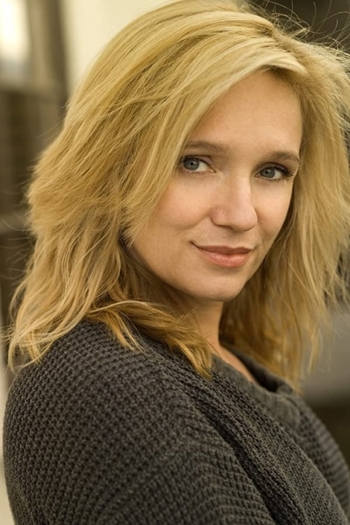 Actor Lisa Langlois